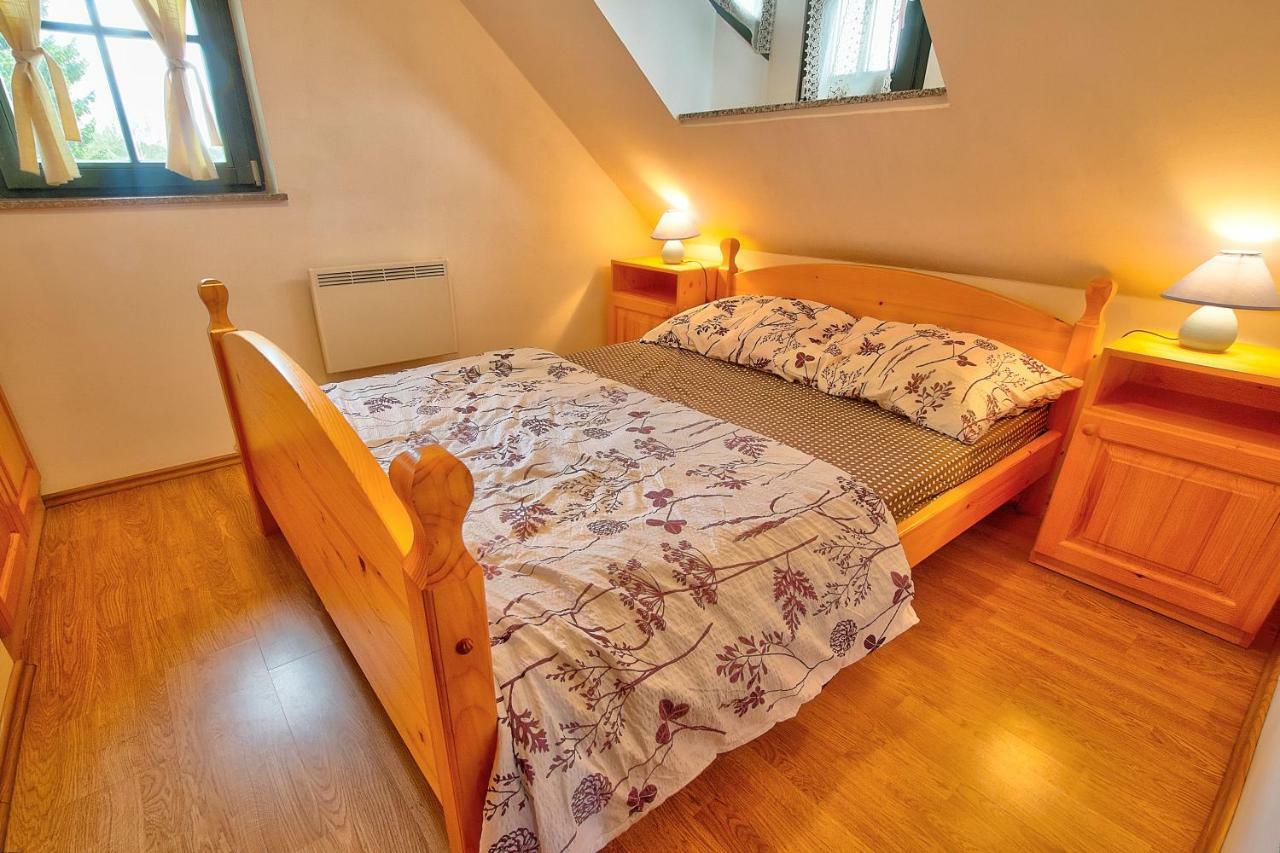 Vitanje Apartment Sara מראה חיצוני תמונה